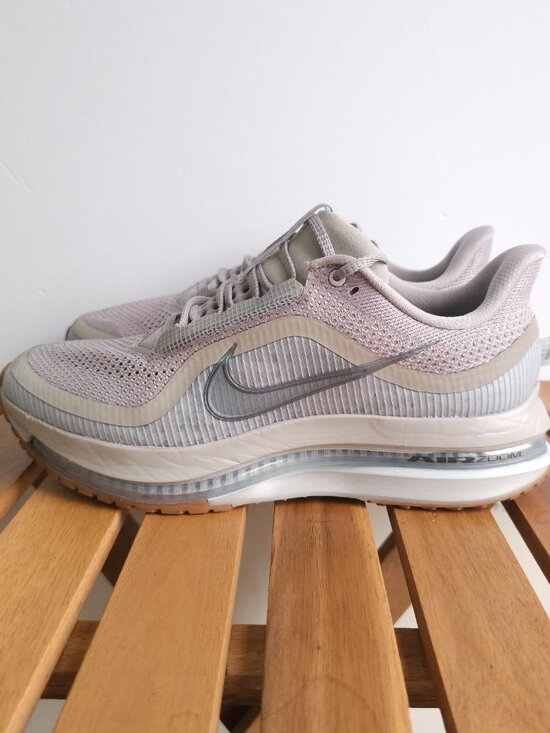Nike Air Zoom Men\'s Pegasus Premium Grey Gum Air Zoom Running Sneakers Size 10 main image 7